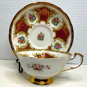 Paragon Vtg Bone China Burgundy Square Wide Mouth Teacup Saucer Gold and Roses